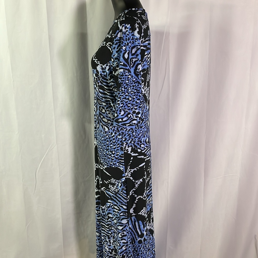NWT Attitudes by Renee Black & Blue Animal Print V-Neck Maxi Dress - Picture 2 of 16